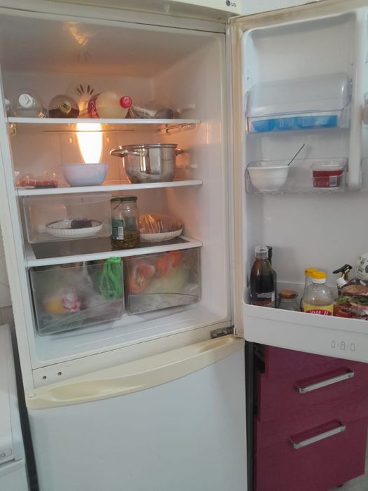 Срочно продам холодильник