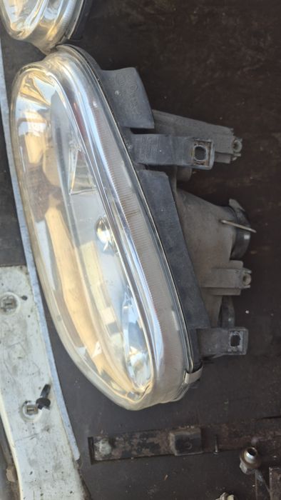 Оригинални Фарове Хела за VW Голф 4