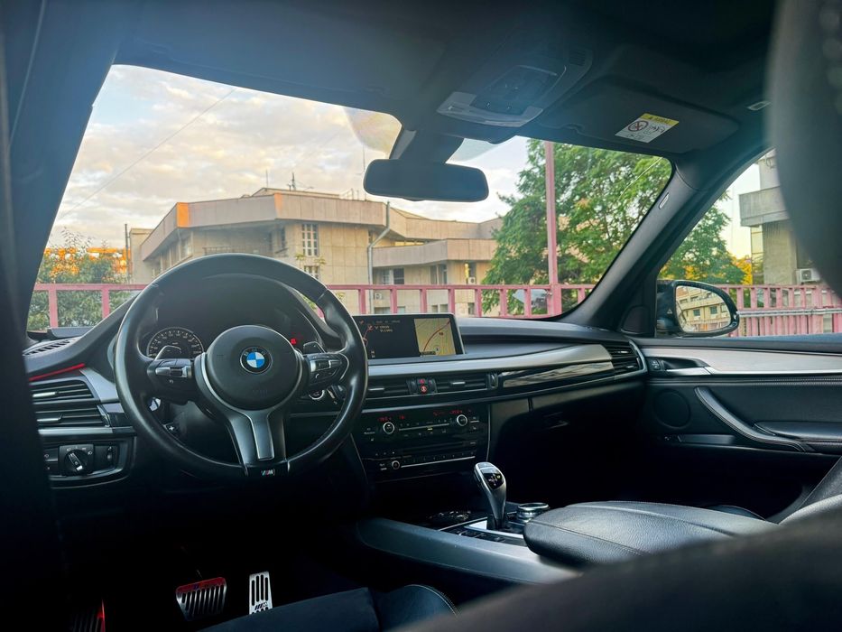 BMW X5 M-PAKET 3.0D 258CP M-PAKET//Panormaic \\Ceasuri digitale