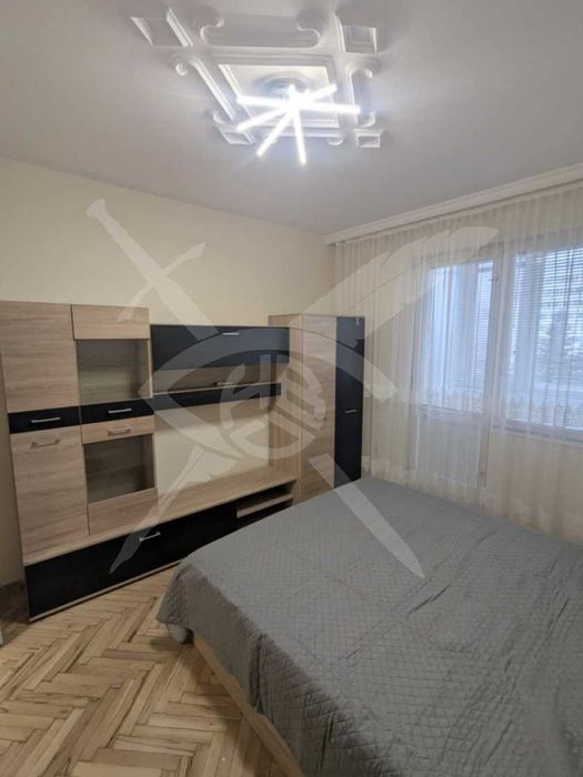 Дава се под наем Тристаен апартамент в Варна, Окръжна болница - 80 кв.м за 165038.55 € - Снимка #4