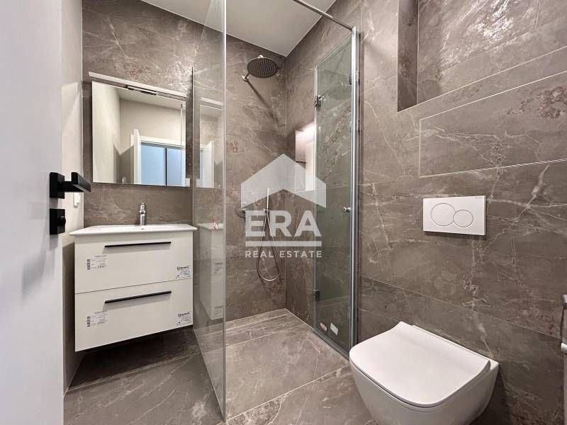 Дава се под наем Тристаен апартамент в София, Кръстова вада - 132 кв.м за 1950 € - Снимка #9