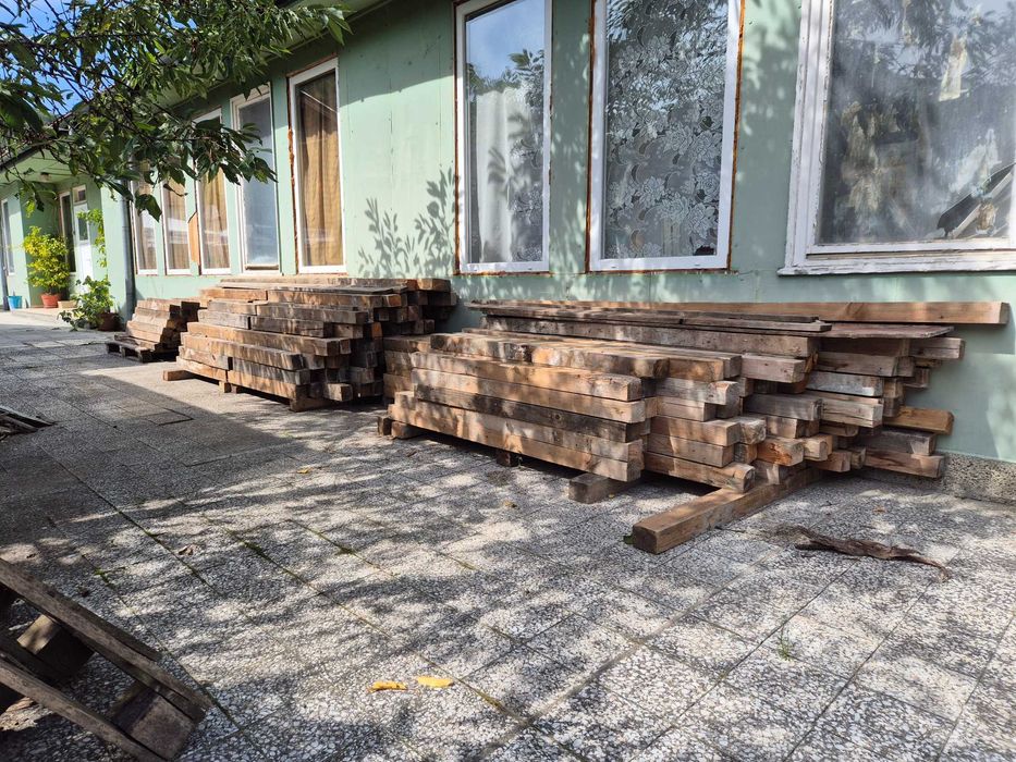 Кофражни греди 8 х 10 см  + 70 бр бетонови блокчета