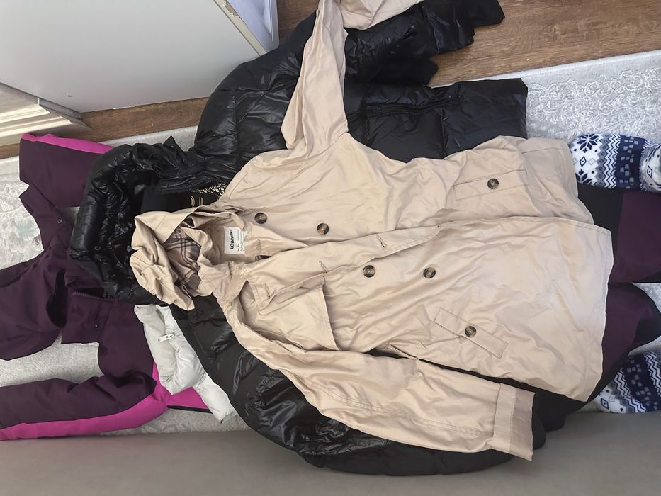 Продаю все куртки