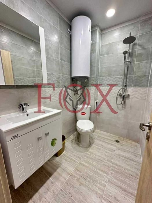 Дава се под наем Двустаен апартамент в Варна, Възраждане 3 - 70 кв.м за 459 € - Снимка #3