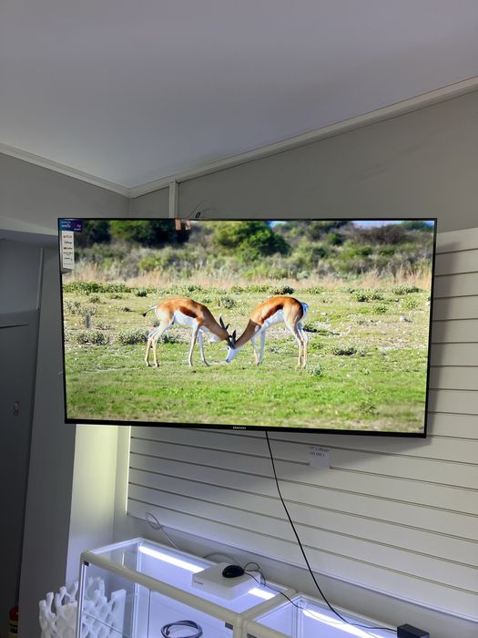 Телевизор Smart TV по низким ценам / Кранштейн + доставка бесплатно