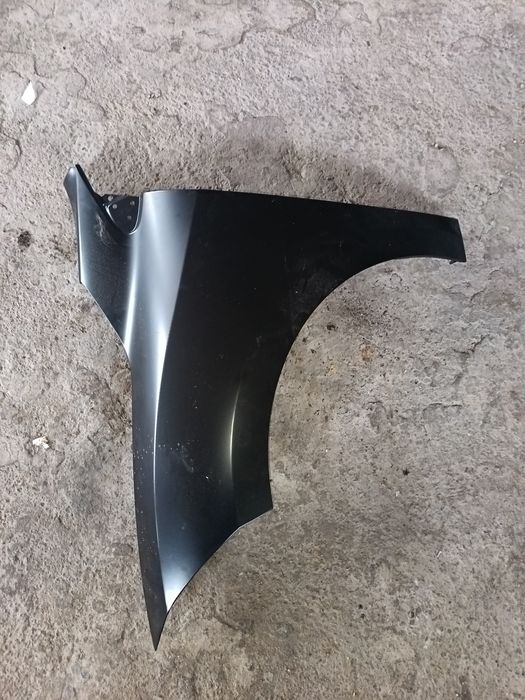 Aripa stânga față Renault Megane 3