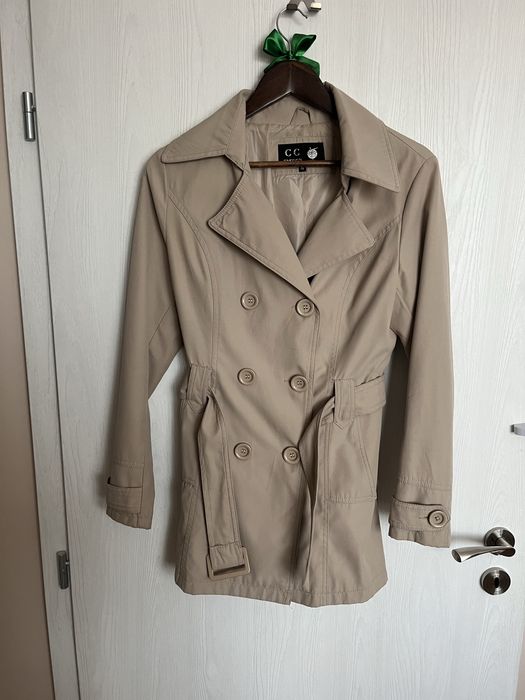 Пролетно палто бежово