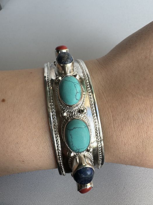 Bratara din argint, lapis lazuli, coral si turcoaz