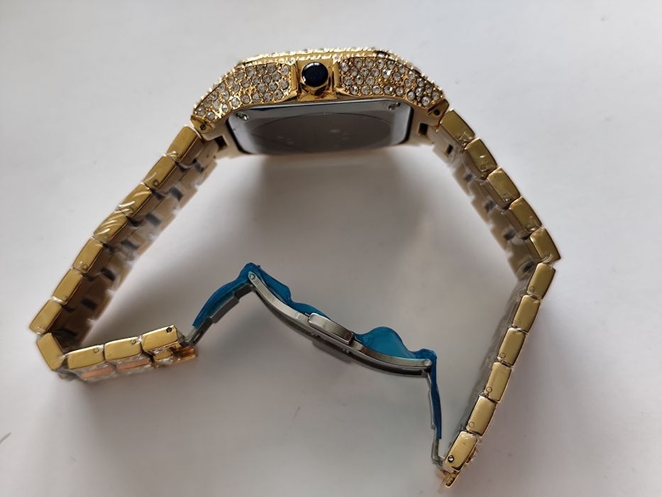 ceas Cartier barbatesc sigilat