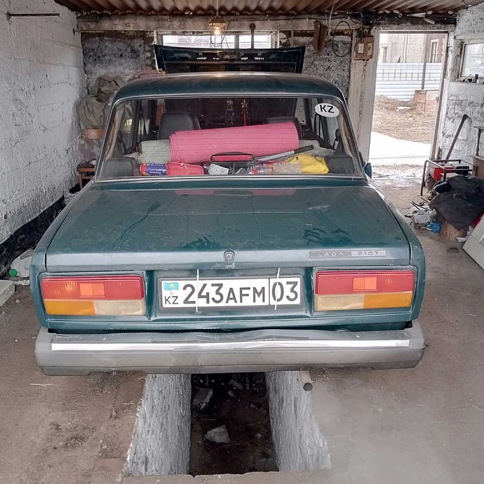 Продам автомобиль Ваз 2107