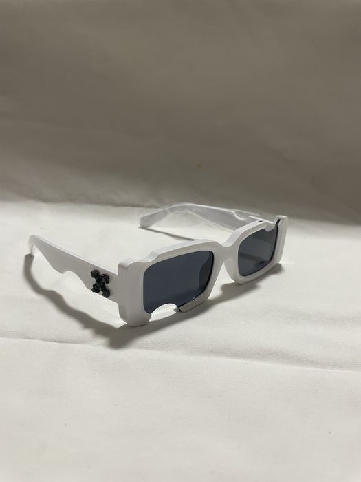 Ochelari Off-White!