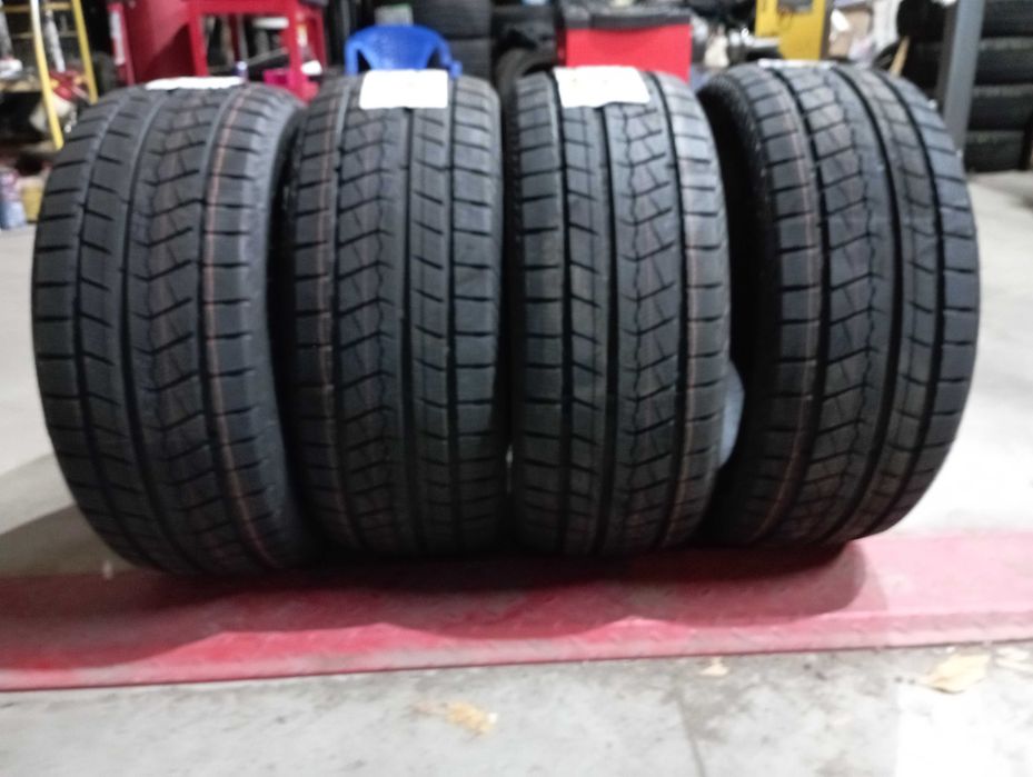 Anvelope 205/50/17 Fronway IcePower Noi De Iarna