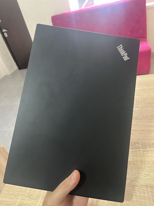 Lenovo Thinkpad T490s
