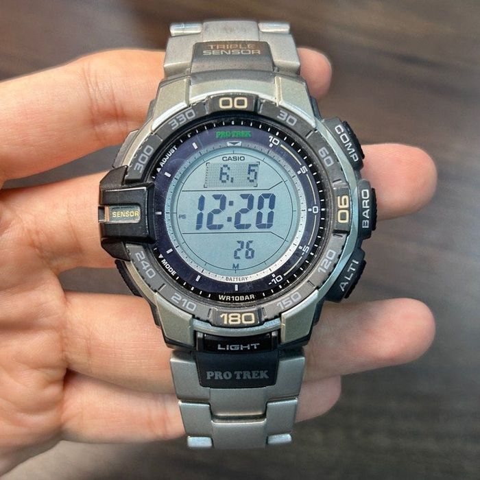 casio,pro trek PRG 270D