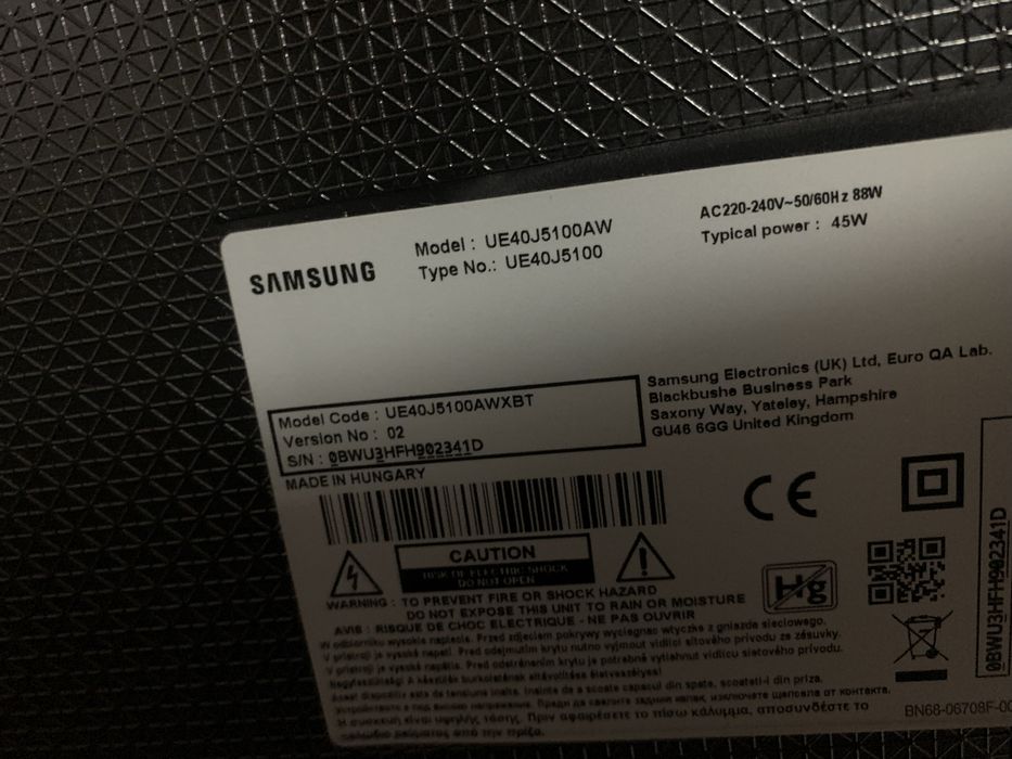 TV Samsung cu diagonala de 40” / 102 cm UHD