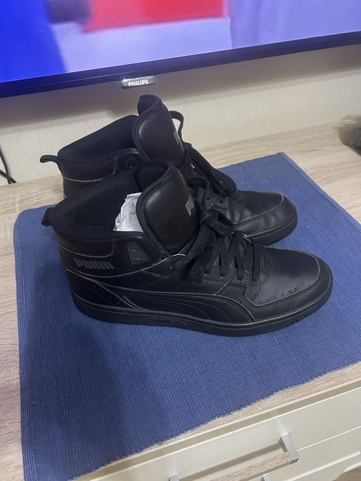 Продам мужские кроссовки Puma