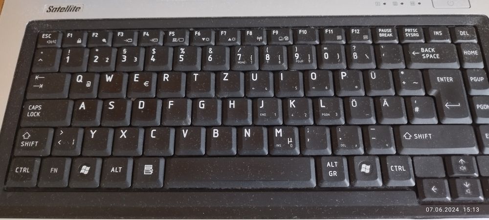 Лаптоп Toshiba satellite