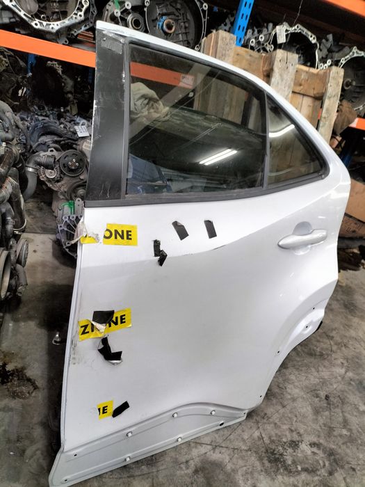 Задна лява врата Toyota Yaris Cross / Тойота Ярис Крос 2024г.