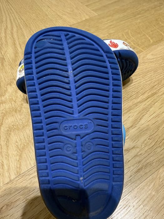 Crocs c 6  в отличном состоянии