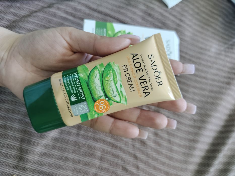 Отдам тональный крем