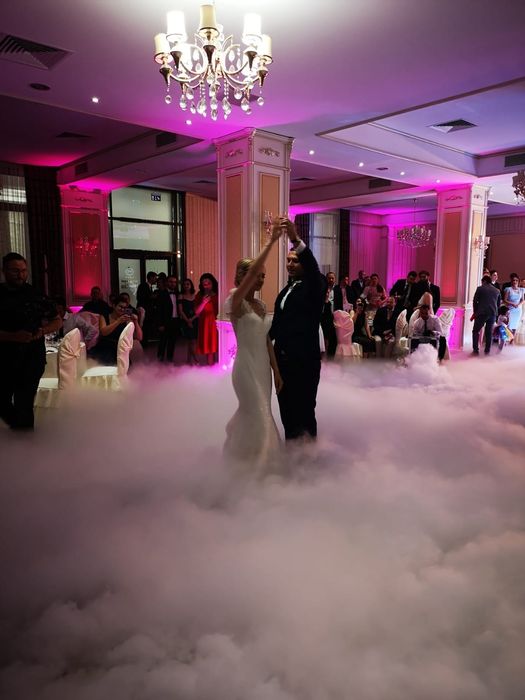 Fum greu / artificii pentru dansul mirilor / Audio Guestbook