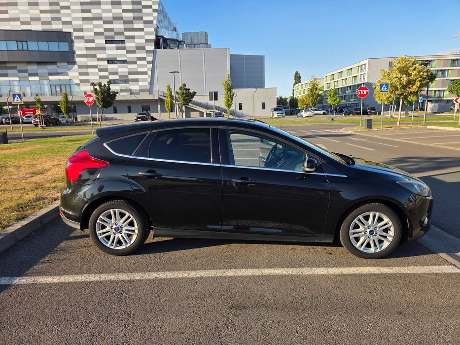 FORD Focus 2014 — imagine 3