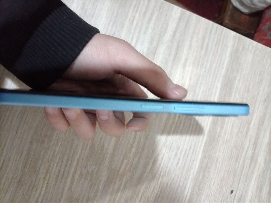 Продам телефон Redmi note 12