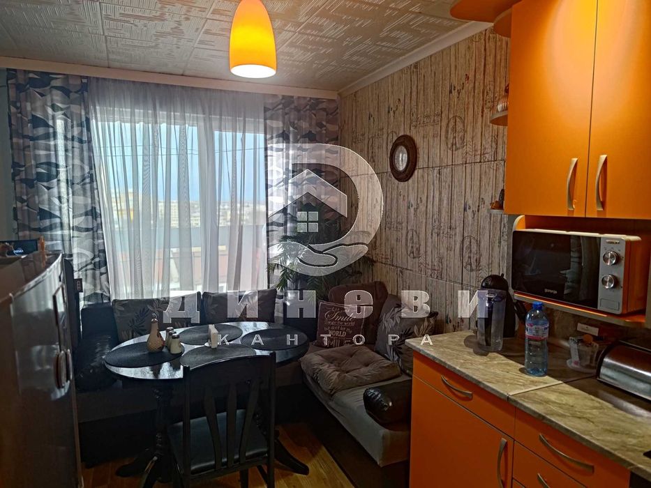 Продава се Четиристаен апартамент в Стара Загора, Център - 91 кв.м за 1208 €/кв.м - Снимка #23