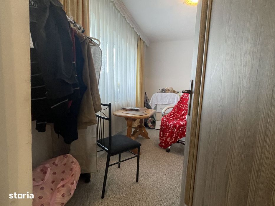 Casa spatioasa cu 5 camere
