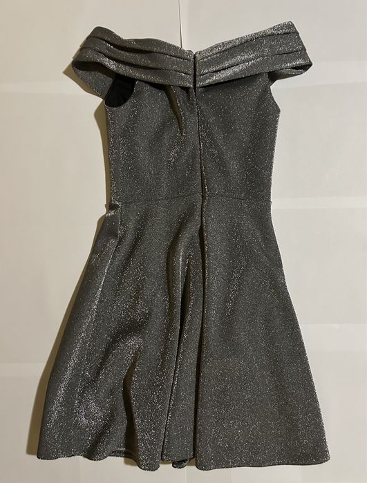 Rochie argintie pentru petreceri