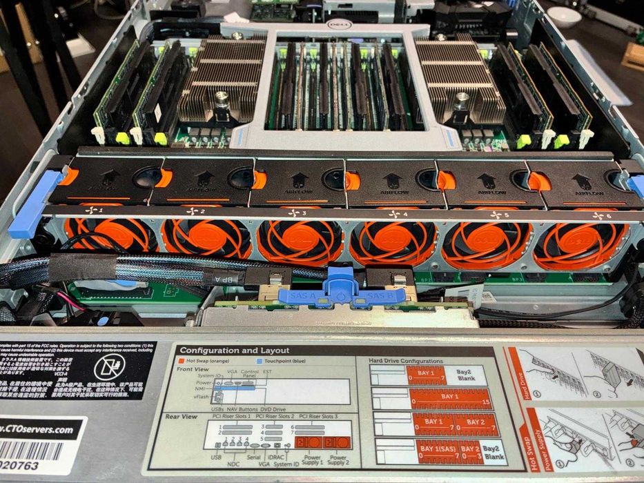 Server 2U Dell PowerEdge R820 - 4xCPU, 128GB RAM DDR3 ECC, 8xHGST 900GB ...
