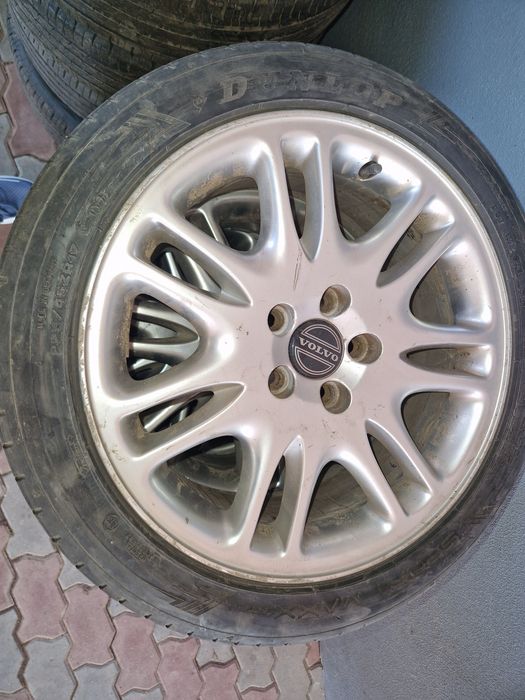 Vand genti cu cauciucuri Volvo S60