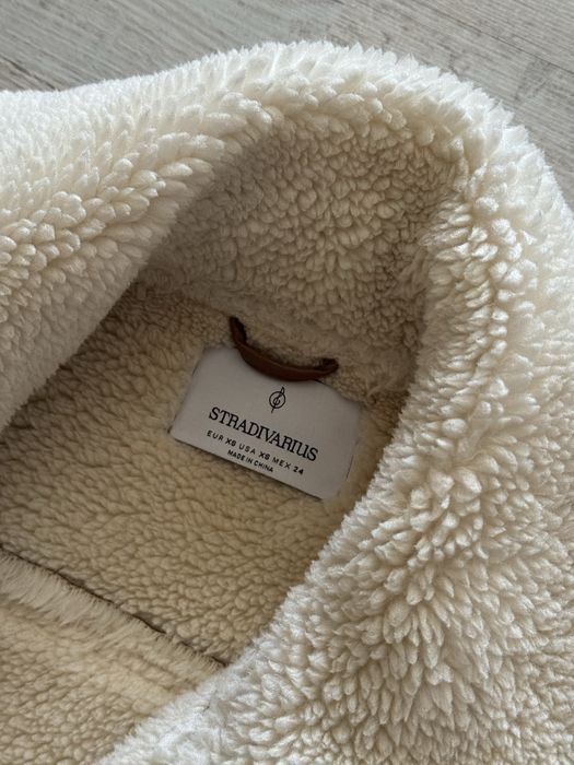Яке Zara Stradivarius