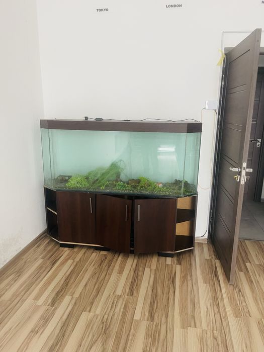 Продаю аквариуми