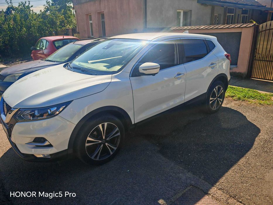 Vând auto Nissan Quashqai