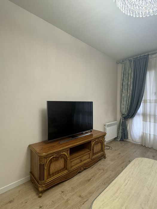 Olmazor city. Сдаётся 2-комнатная квартира с собственной террасой.