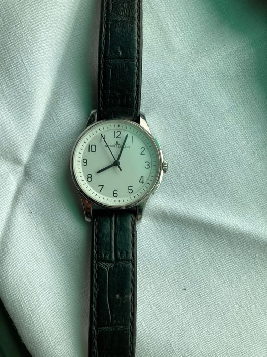 Jacques Lemans часовник отличен