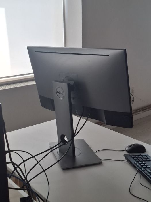 Monitor LED IPS DELL 27" UltraSharp U2717D