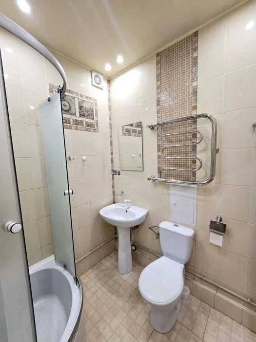 Дава се под наем Едностаен апартамент в София, Витоша - 50 кв.м за 408 € - Снимка #2