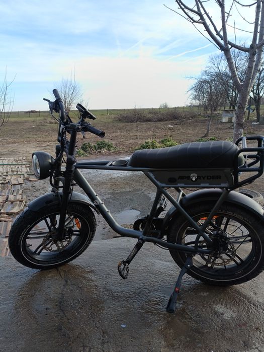 Bicicletă Electrică Fatbike