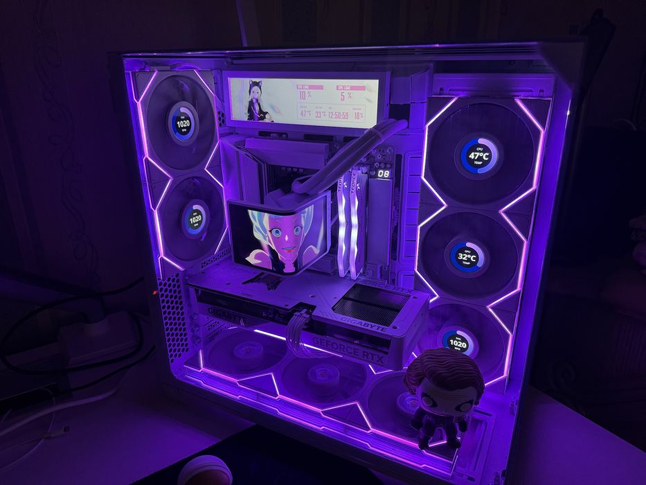 Самый красивый готовый пк в Lian Li 7 7800x3d / rtx 5070TI / 64GB ОЗУ