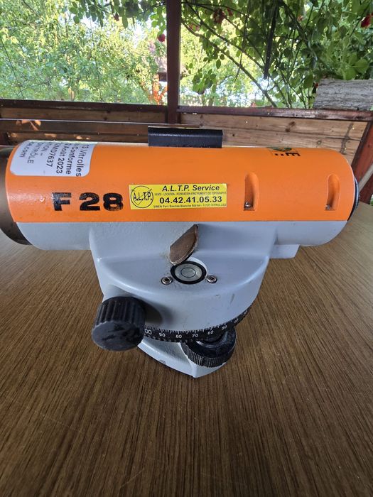 Lot Instrumente Topografie / Șantier – Nivele Optice Leica, Topcon, Nestle, Laser