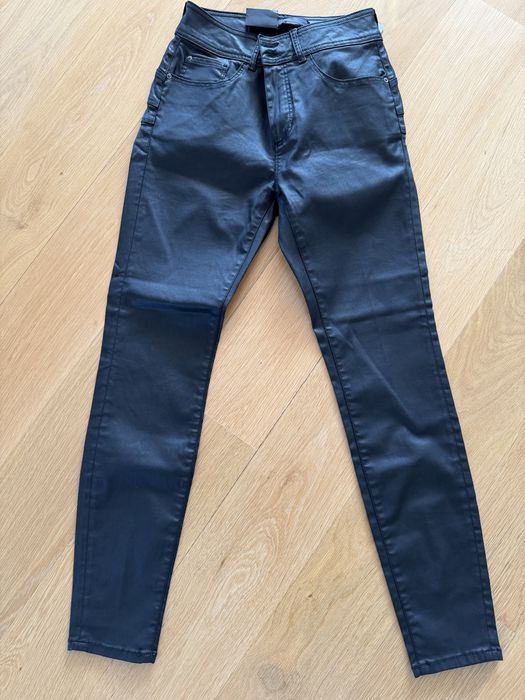 GUESS панталон- дънки оригинални