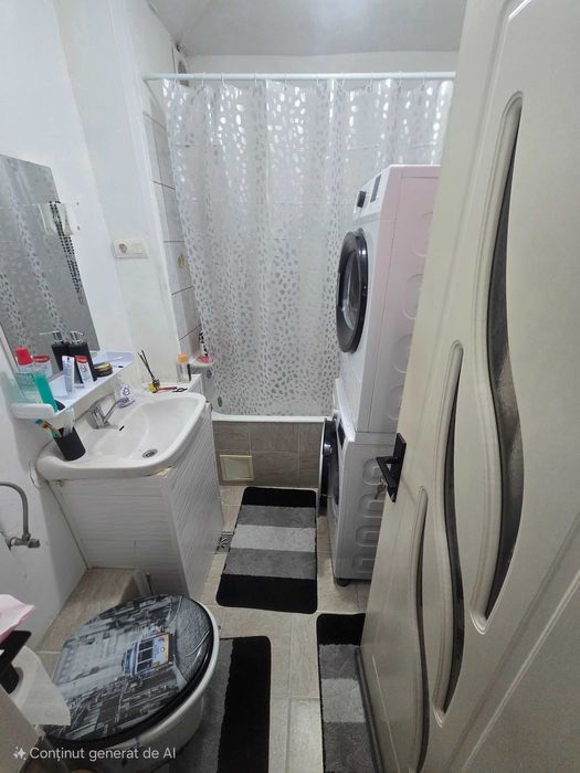 Vând Apartament 4 camere balcon uscatorie