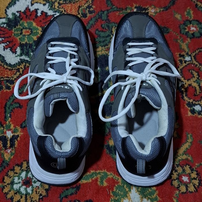 Б/У мужские кроссовки Champion 43 размера