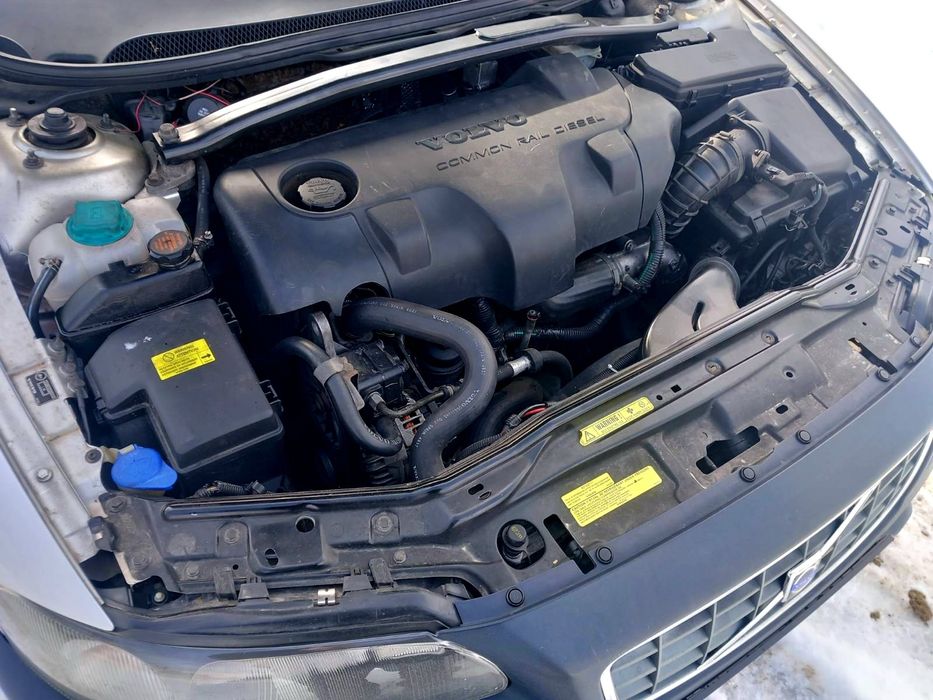 2.4 TURBO-CROSS Country D5 AWD 4x4