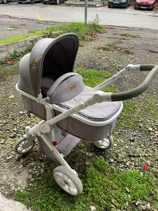 Бебешка количка Lorelli Luna 2-в-1 + кош за кола и зимно термочувалче