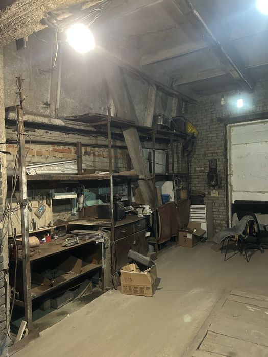 Сдам бокс возле солнечного