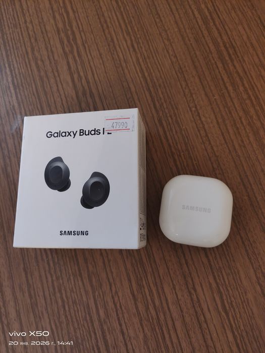 Продается наушники самсунг