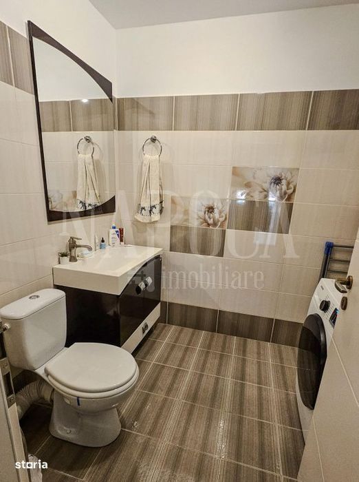 Apartament 3 camere de vanzare in Floresti